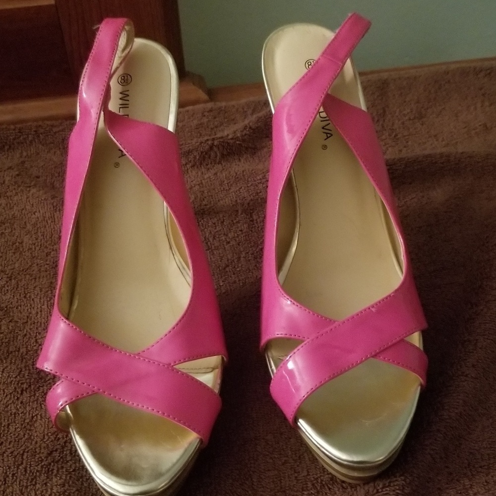 High heel shoe